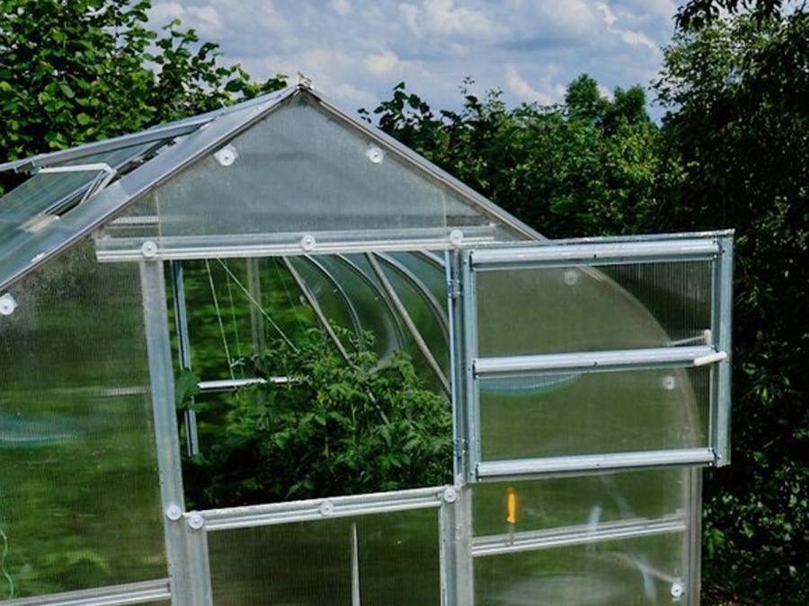 Skleník z polykarbonátu Gutta Gardentec Standard